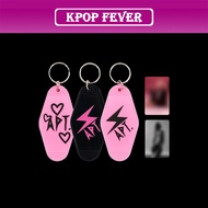 BLACKPINK ROSE - [ ROSIE ] OFFICIAL MD / APT KEYCHAIN