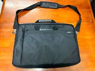 Asus 華碩 手提電腦袋 斜孭袋 連肩帶 及 肩墊 laptop bag with shoulder strap and shoulder pad