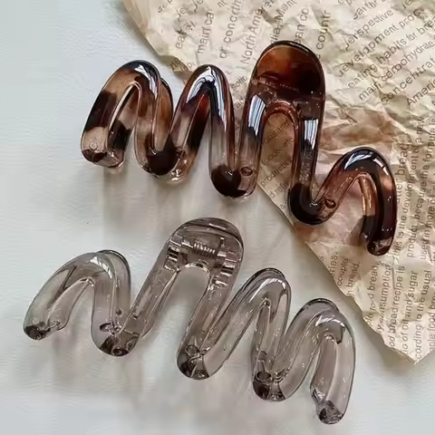 2pcs Women's Y2K Wavy High Glossy Amber Brown 10.5cm/4.13in Large Lightweight Plastic Hair Clip, Ele
