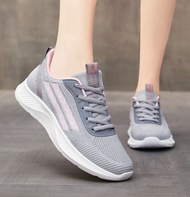 Qxico รุ่น QZ158 รองเท้าแบบใหม่ ใส่สบายมาก