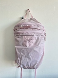 不死鳥Arcteryx HELIAD 15L粉紅輕量背包🎀 防水+夜光LOGO