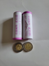 香港:洋紫荊:(10元硬幣):風水錢:(有金有銀):不知道年份:(一卷硬幣20個):可散買一卷:共兩卷40個