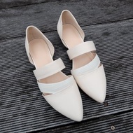 【知性之旅】牛皮繞帶尖頭平底鞋