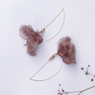 Giselle 典雅淺咖啡薄紗水晶細耳針耳環