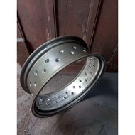 Custom rims 18-inch wide 6-inchRing