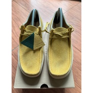 CLARKS WALLABEE AMBER GOLD