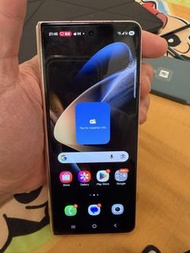 Samsung Z Fold 4 12+256GB 連埋保護殼同埋pen