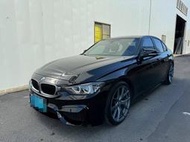 《鑫宏車業》車輛目前在新北市五股區， 2013年 BMW 328i F30型 2.0  黑 SPORT版 ..