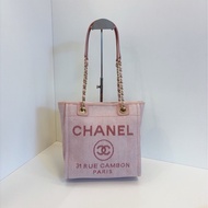 Chanel 香奈兒 粉色字母沙灘包
