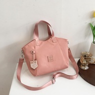 【พร้อมส่ง】wonderful story กระเป๋าถือ สะพายข้าง ผ้าไนล่อนกันน้ำได้