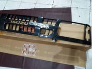 GRILL PANTHER 2.5 KOTAK + EMBLEM ISUZU-LULASHOP58