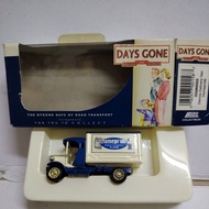 LLEDO BYGONE DAYS VINTAGE MODELS - DG066022 DENNIS DELIVERY VAN HOMEPRIDE FLOUR