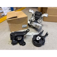 [ READY STOCK ] 100% GENUINE (MAZDA) ENGINE MOUNTING MAZDA CX-3 DK MODEL>>D10G 39 070A / DH3V 39 06Y