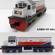 mainan miniatur kereta api indonesia lokomotif gerbong kai ( handmade - loko cc 201