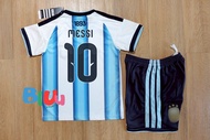 ชุดบอลเด็ก(เสื้อ+กางเกง) ทีมชาติ อาเจนติน่า เหย้า Home "บอลโลก 2026" (3A) พร้อมเบอร์ชื่อนักเตะ MESSI
