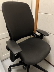 Steelcase Leap V2 超新淨已換新轆