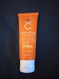 Boots  Vitamin C brightening cleansing gel 100ml