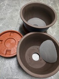 紫砂花盆（直徑30cm）連活動底盤，跟防漏底網，紫砂花盆比陶瓷花盆更高質更透氣（39元一套70元兩套）