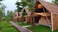 Cemoro Jati Glamping and Resort Lido