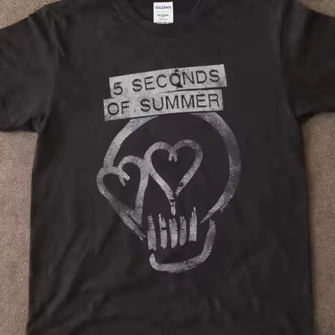 5 Seconds of Summer Heartskull Graphic T-Shirt Pop Rock Band Merch Vintage Distressed 5SOS Unisex St