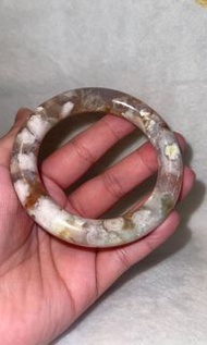 （優惠）56.4mm彩虹綠紅果凍水晶櫻花瑪瑙圓骨手鐲