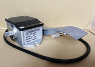 0-5V Electric Vehicle Throttle Controller Forklift Sprint Booster Golf Cart Accelerator Pedal Comman