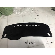 MG5 MT manual transmission floor mats prevent heat, protect car dashboard