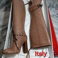 原價8萬/Chloé 時尚秀的名貴奢華蟒蛇皮長靴/ 34號半／22.5cm