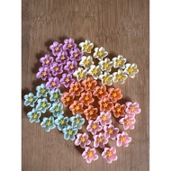 RM4.50/50 pieces : TF-805 - Resin - Bunga - Flower - 1.3 cm to 1.5 cm