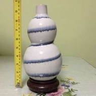 🈹瓷葫籚花瓶（不連木座）