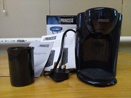 Princess One Cup Coffee Maker 。1 人咖啡機。蒸餾咖啡機。機用過 。杯全新。有盒。有說明書。