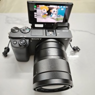 不議價Sony ILCE-6400 WWW715296無反光鏡可換鏡頭相機主機+Sony不議價 Vario-Tessar T* E 16-70mm F4 ZA OSS SEL1670Z鏡頭近全新正常