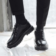 รองเท้าหนังสีดําผู้ชายรุ่นเกาหลีของนักเรียนใหม่รอบหัวรองเท้าผู้ชาย Black leather shoes male Korean version of students new round head shoes male 886black 43