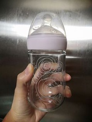 全新NUK玻璃奶樽奶瓶240ml