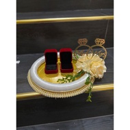 Engagement ring tray