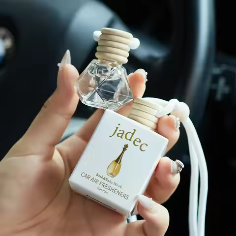 1pc 8ml Car Suspension Air Freshener, Cute Car Air Diffuser, Home Fragrance, Suitable for Wardrobes,