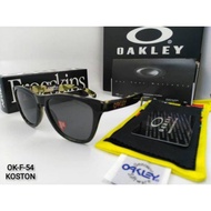 01xf Oakley frogskin koston