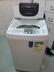日立洗衣機(6KG)