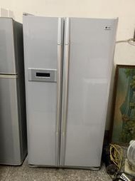 [中古] LG 576L雙門對開冰箱 家庭冰箱 "自動除霜功能" 台中大里二手冰箱 台中大里中古冰箱 修理冰箱 維修冰箱