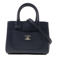 CHANEL 牛皮皮革Neo Executive Tote Mini銀扣手挽肩背兩用袋