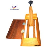 Foldable Coconut Grinder /Hand made Coconut Grinder / Coconut Sharpener/ Pengopek Kelapa/ Kukur Kela