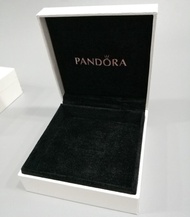 กล่องสร้อยข้อมือ PANDORA (ไม่มีสร้อยข้อมือ)