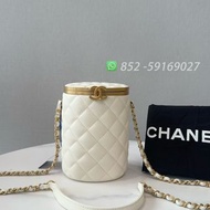 🔥全新閒置✨全港最平‼支持面交陪驗 ‼🌈CHANEL Mini Matelasse Vanity Case with Chain in Lambskin AS2640 White 白色 內置鏡子 水桶