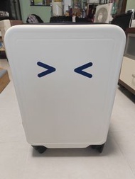 20吋白色行李箱
