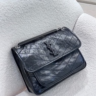 【全❤️🆕】SAINT LAURENT YSL Niki 黑鏈黑標Logo復古褶皺 流浪包斜挎單肩包 中號 黑色