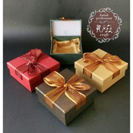 BOX 7.5 X 7.5 X 3.5CM JEWELRY BOX BRACELET GIFT BOX BROOCH/