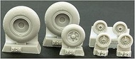 PLMAL7068 1/72 Consolidated B-24 Liberator Wheel Diamond Tread Plastic Model Parts