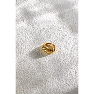 Twist Gold Ring | INHALE. | 18K Gold Plated Ring Accessories | Gold Ring