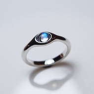 極簡 系列 — 藍暈月光石 戒指