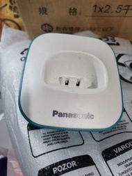 室內電話座 Panasonic kx tg1611主機 40元 在九龍灣港鐵站A交易的，你們可以不用出閘口交收的，多謝你們呀